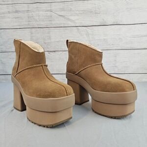 UGG size 7 Tan New Heights Platform Mini Boots Lamb Fur NWOT NWOB